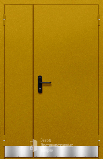 Фото двери «Полуторная с отбойником №27» в Солнечногорску