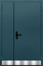 Фото двери «Полуторная с отбойником №33» в Солнечногорску